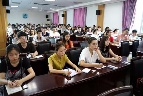 珠海市金灣區(qū)勞動(dòng)派遣企業(yè)需要短期工聯(lián)系我們